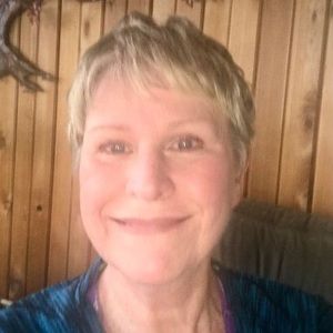 Meet your Posher, Debbie